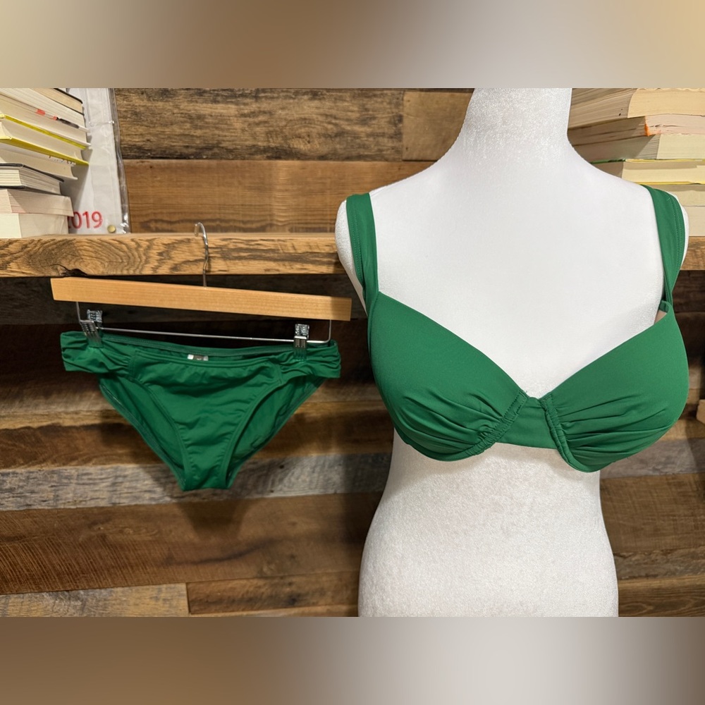 Tommy Bahama Green Underwire Bikini Set